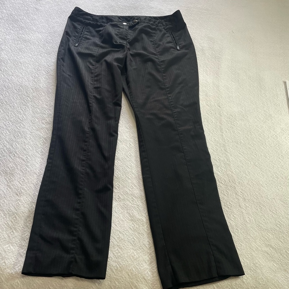 Worthington Black Modern Fit Pants
Size‎ 14 Black pinstriped Business Casual